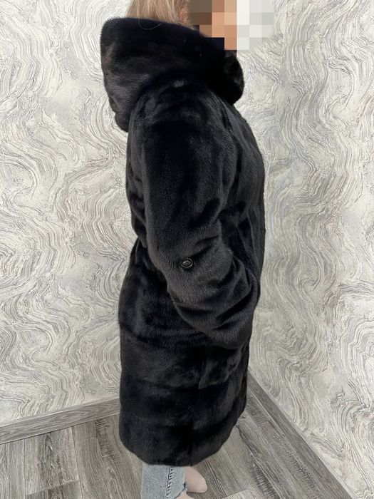 Продам норковую шубку