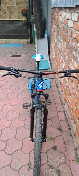 Vind bicicleta cube