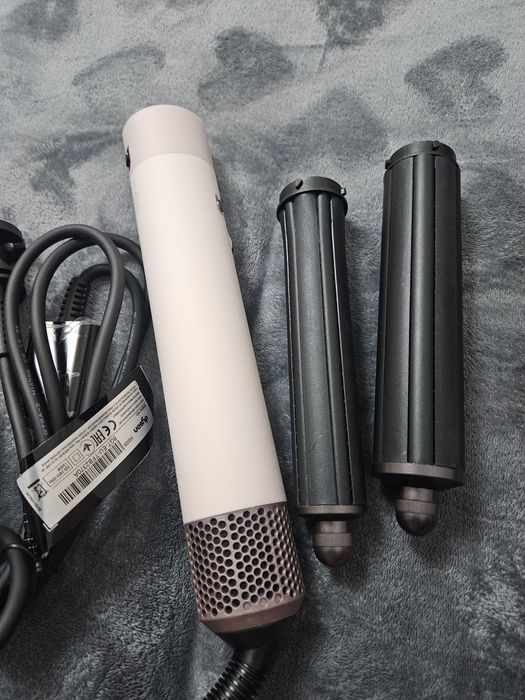 Multistyler dyson airwrap hs05