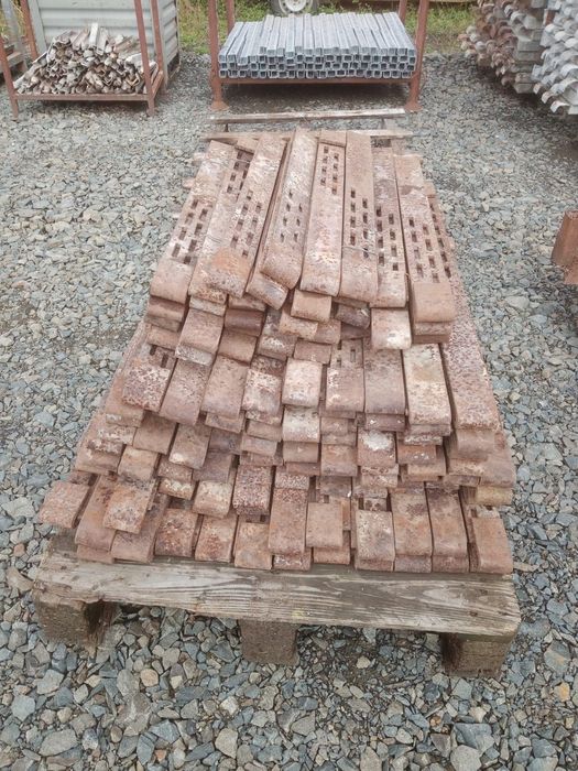 Cravate pentru stalpi, cofraje, pene pentru cravate