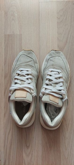 GUESS, ADIDAS, MICHAEL KORS, Moschino, New Balance, Liu Jo