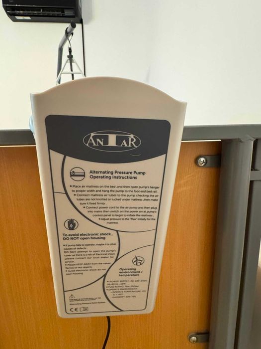Pat medical electric +saltea anti-escara+scaun cu rotile pentru dus/toaleta