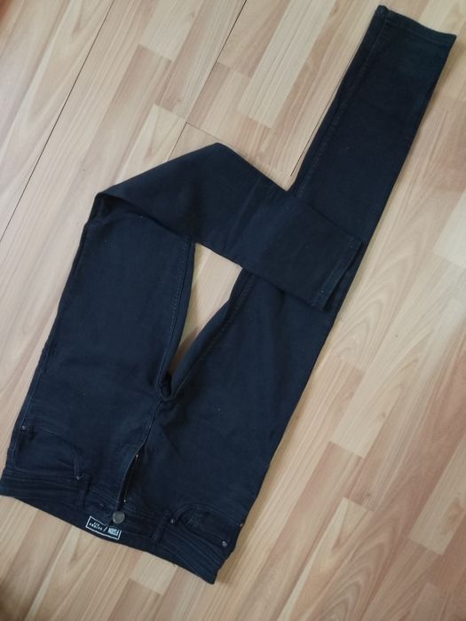 Blugi negri elastici