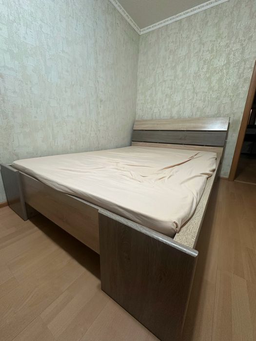 Продам кровать