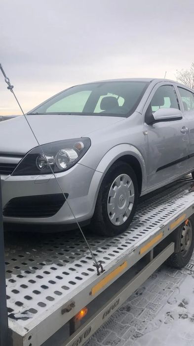 Dezmembram Opel Astra H 1.9 CDTI 150 CP an fabr. 2008