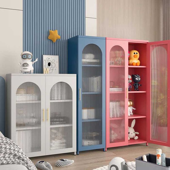 Акцентный книжный шкаф для дома | Uy uchun urg‘uli kitob shkafi