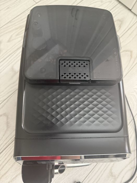 Espressor Philips seria 3200 LatteGo EP3241/50