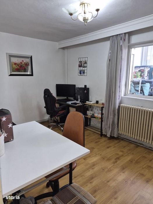 Apartament 2 camere decomandat zona Pacurari