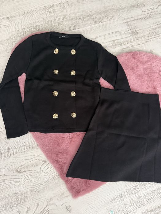 Дамски комплект от две части