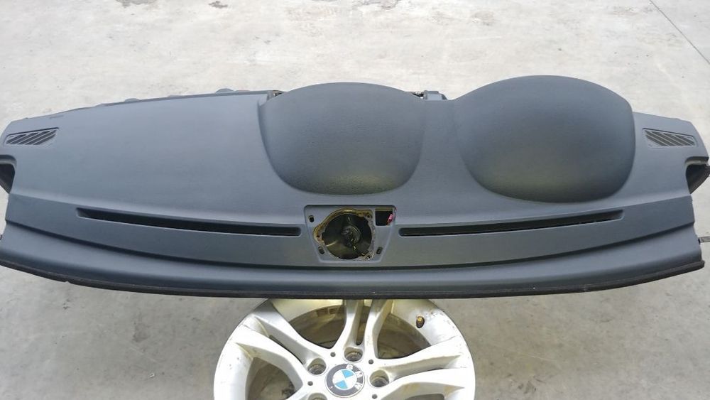 plansa bord albastra bmw seria  7 e65