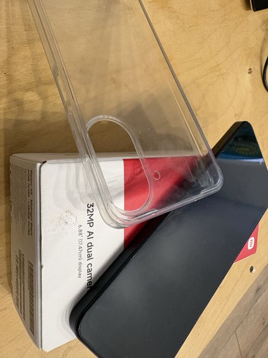 продам Redmi A5 новый