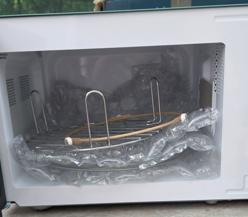 Микровълнова Cecotec 20l
