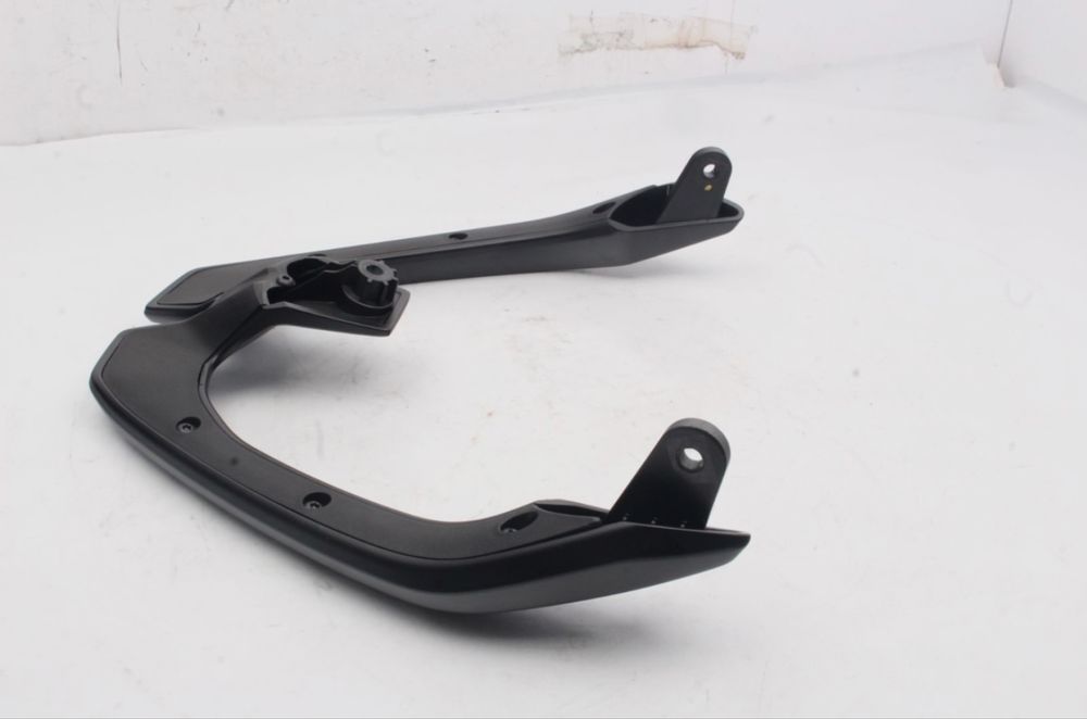 Maner pasager gama scutere Aprilia