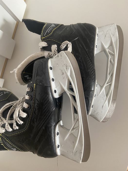 Коньки для хоккея