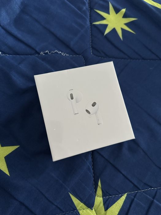 De vanzare Airpods 3rd
