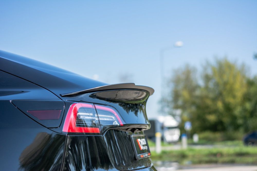 Спойлер за багажник Maxton design за Tesla Model 3 (2017-)
