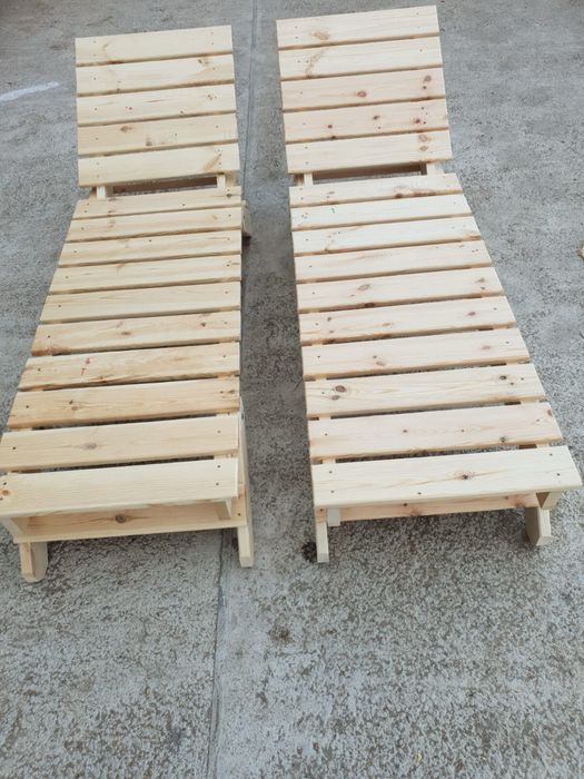 Sezlonguri si masuțe