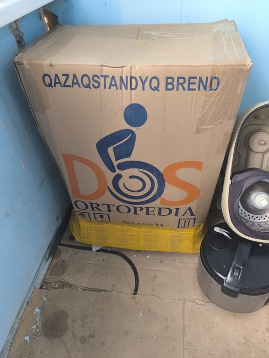 санитарный стул новый в упаковке