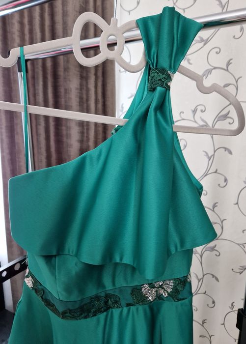 Rochie midi verde noua