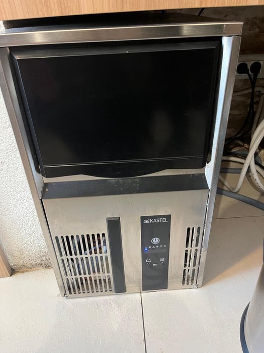 Aparat de gheata 25kg