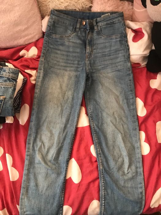 Дънки от H&M……..