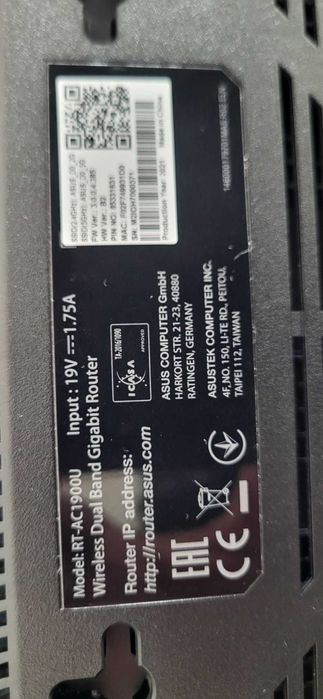 Router wireless ASUS RT-AC1900U