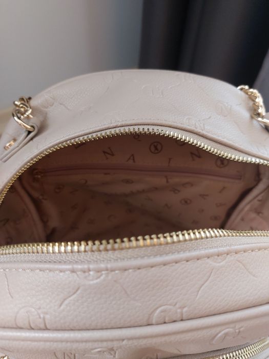 Чанти Tommy Jeans и CAFENOIR