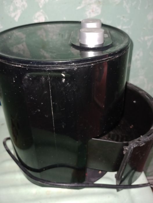 Vănd friteoză filisită foarte puțin