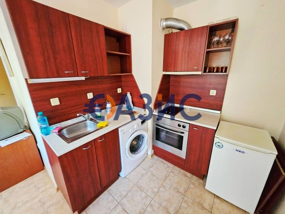 Продава се Двустаен апартамент в к.к. Слънчев бряг - 55 кв.м за 639 €/кв.м - Снимка #5