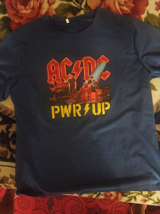 Футболка с логотипом группы AC/DC размер 50