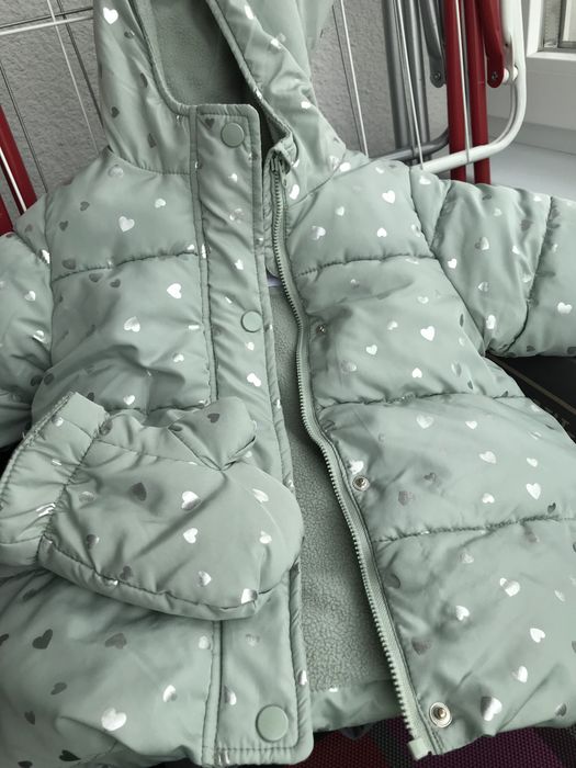 Млечно зелено зимно яке + ръкавики и подарък шапка