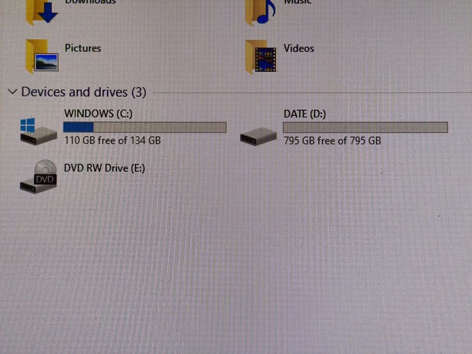 Al in one Lenovo 24 inch super pret -499 ron (Garantie)