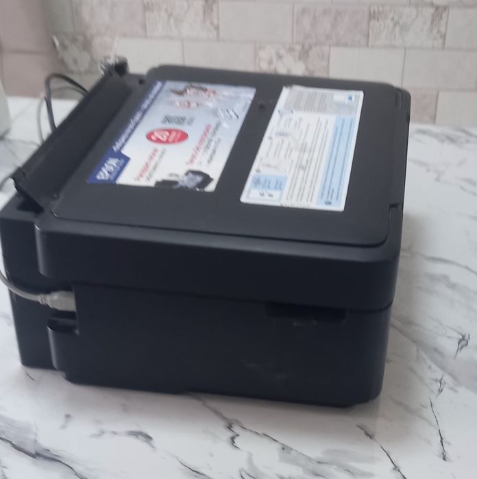 Принтер цветной  L-210