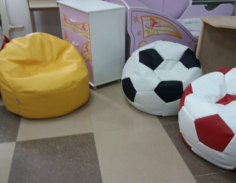 Кресла-мешки, пуфики