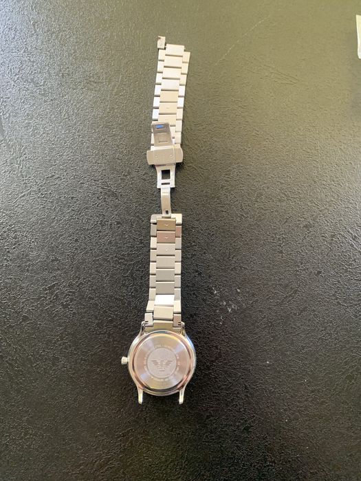 Ceas Emporio Armani Defect