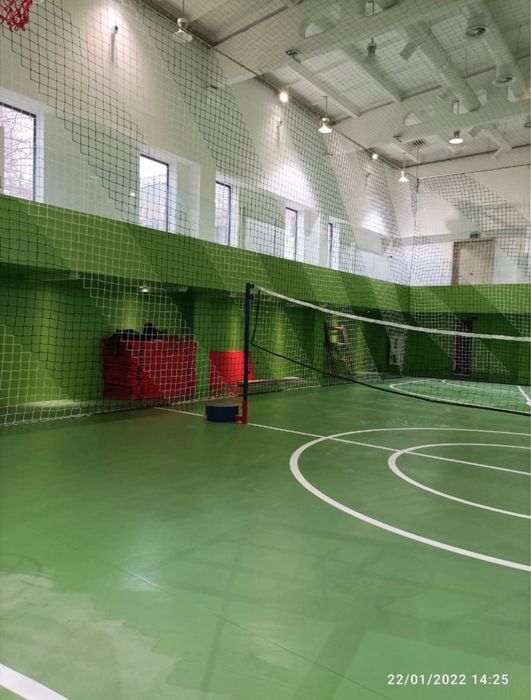 Сетка для футбольных полей и спортзалов, под заказ