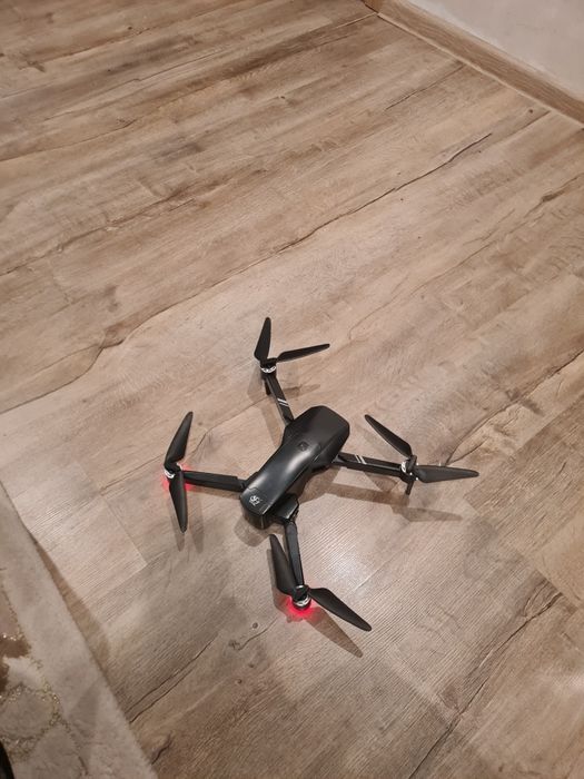 Дрон за части.                         !