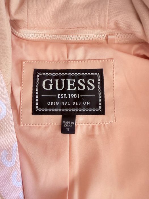 Кожено яке за момиче GUESS
