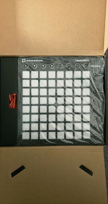 Novation Launchpad MK2