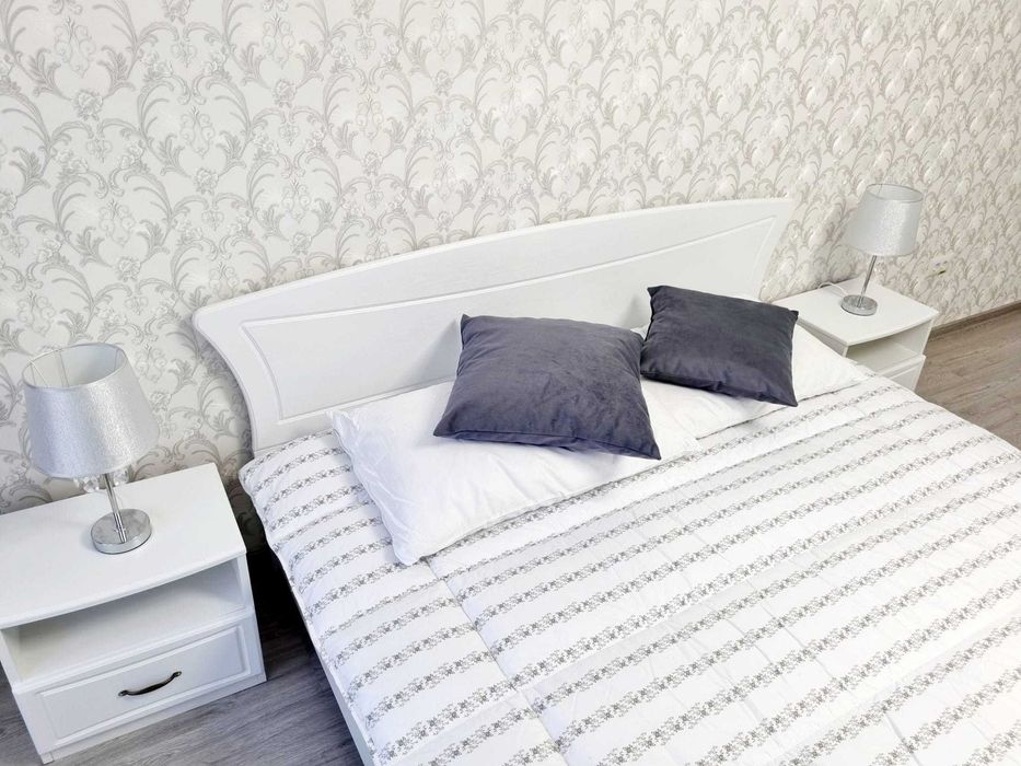 Inchiriez garsoniera regim hotelier in centrul orasului