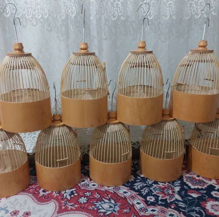 Bedana To'rqovog'i sotiladi.Продаётся клетка для перепелов.