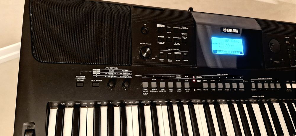 Orga Yamaha psr E 463