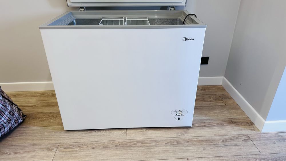 Морозильник Midea