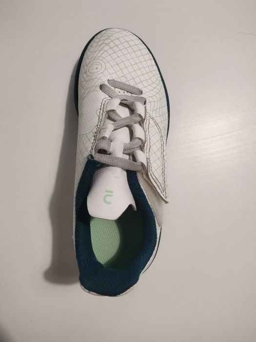 Ghete copii fotbal 30 gazon albe Kipsta Viralto STC perfecte