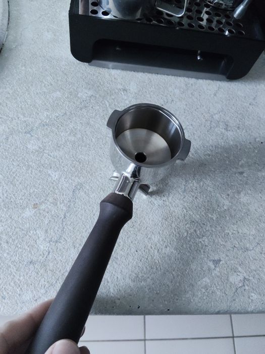 portafiltru inox 51mm cu maner de lemn