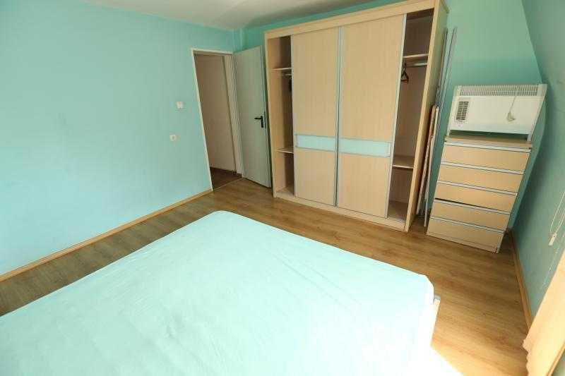 Топъл, светъл и просторен! Двустаен апартамент под наем в Центъра!