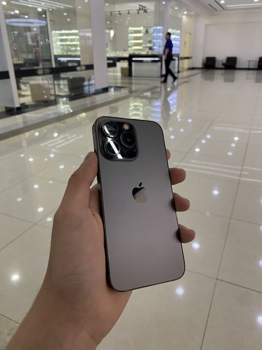 Продам айфон 13 про