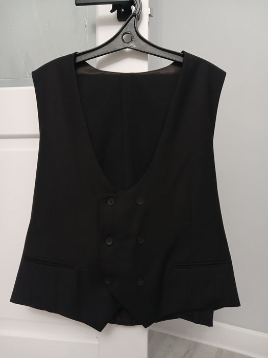 Черный тройка костюм