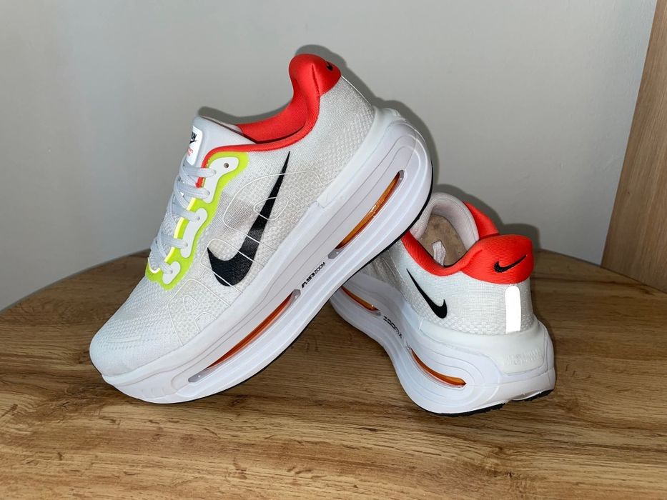 Sneakers NIKE Vomero Premium nr 41