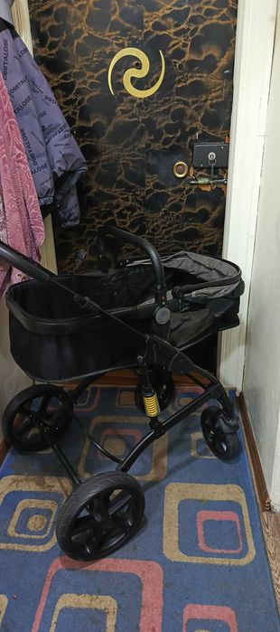 Коляска детская в хорошем состоянии